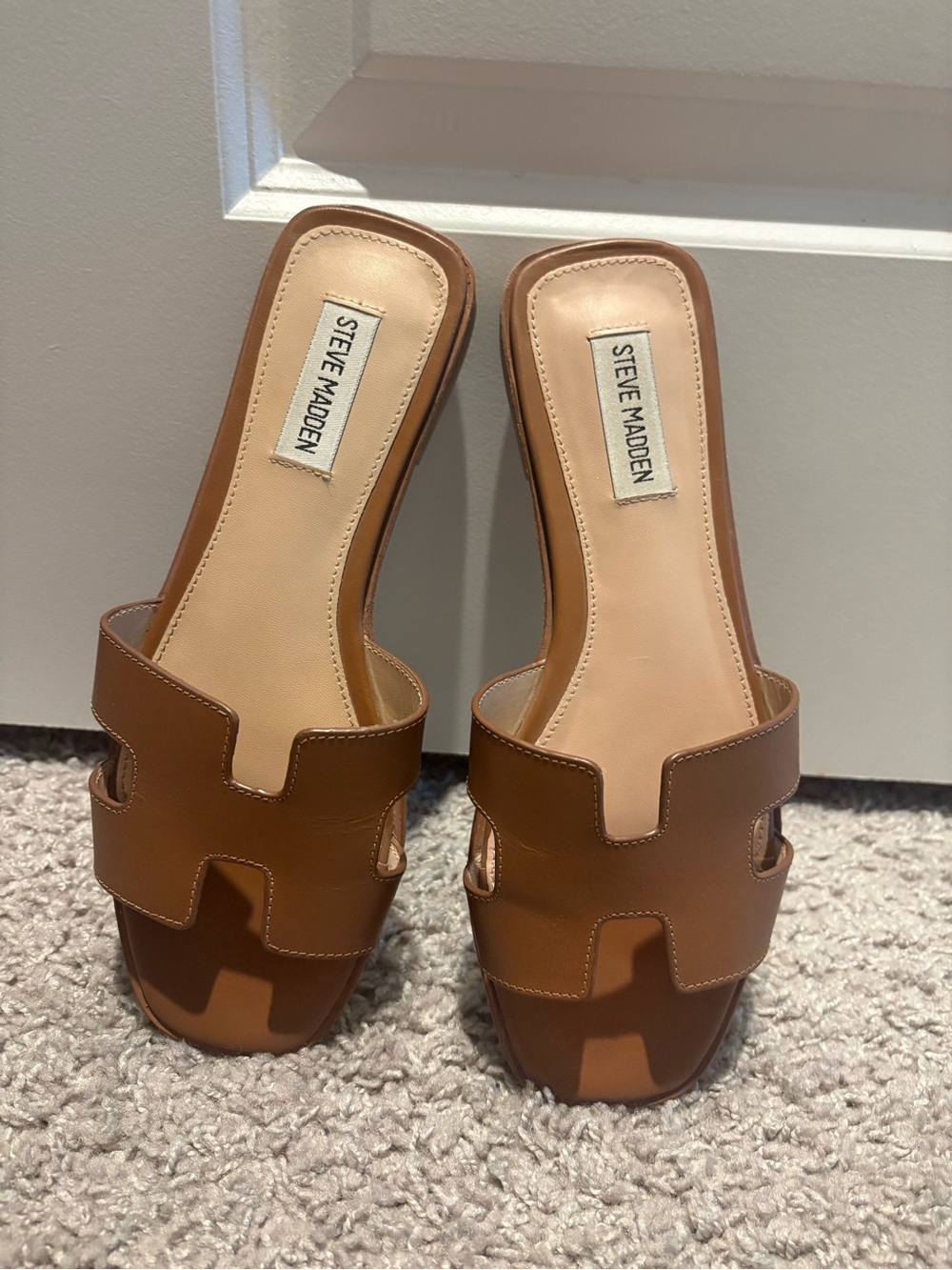 Steve Madden Cognac Tan Slide Sandals - Picture 2 of 4